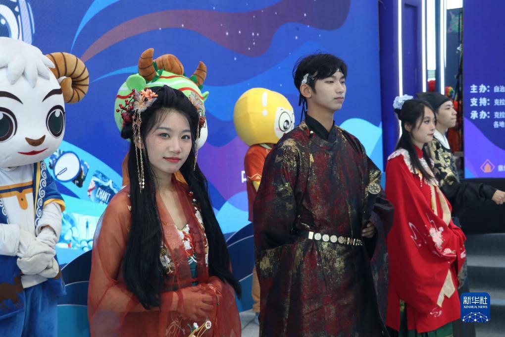 扑克三公游戏